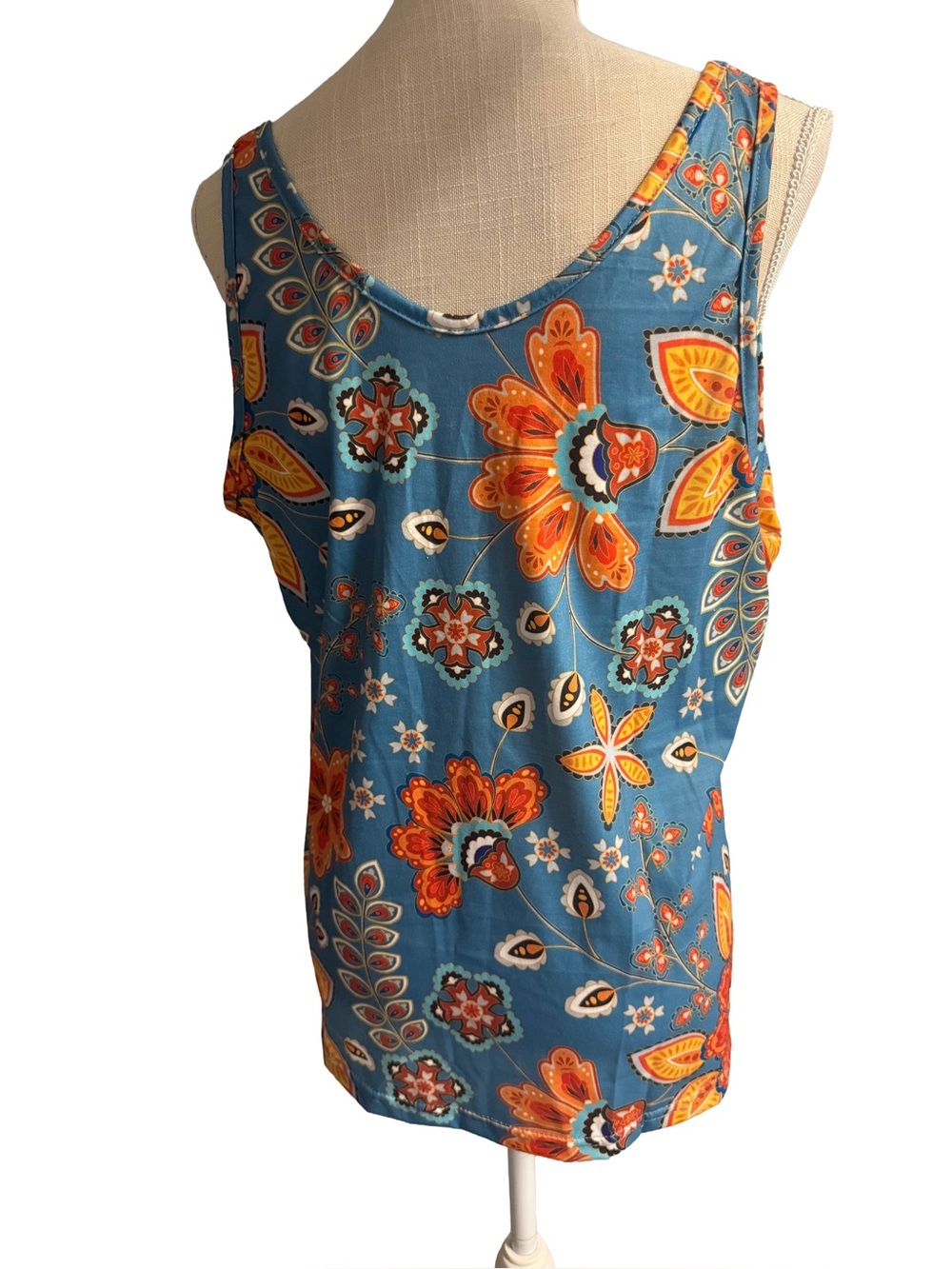Blue Floral Printed Top - Women's Sleeveless Summer Top - Picture 4 of 6